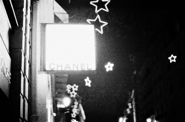La devanture de la boutique Chanel.